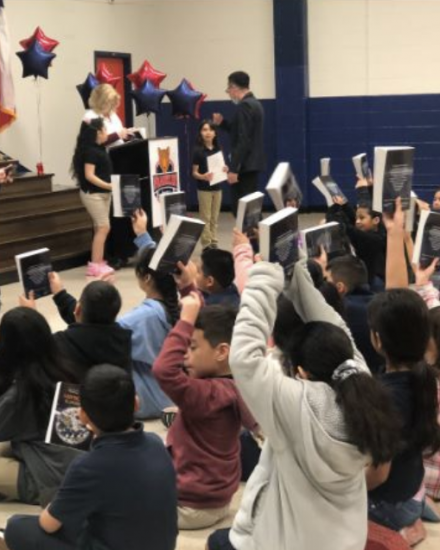 rotary-club-of-houston-dictionary-project-hisd